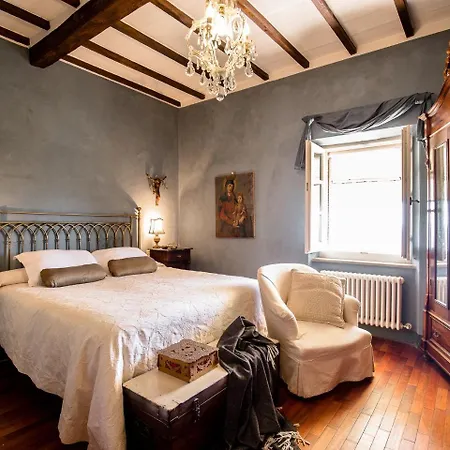 Sprawling With Swimming Pool In Tuscany Villa *